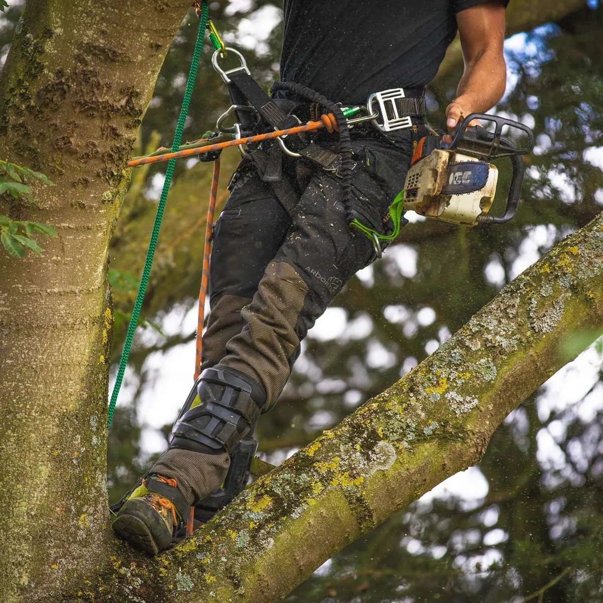 AT4060 Breatheflex Pro Chainsaw Pants Design A Class 1 - Black