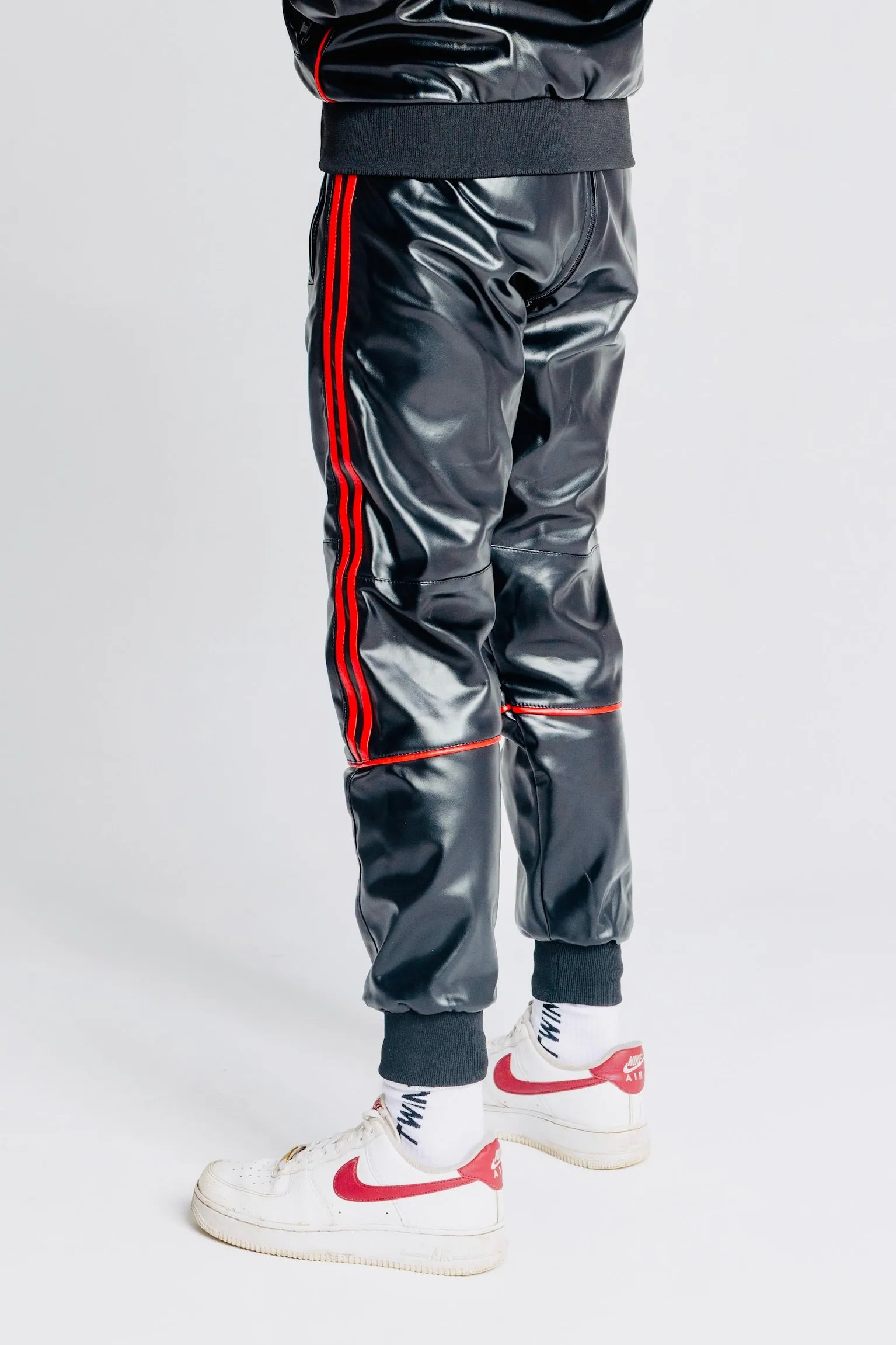 superhero pants I black/red I vegan leather